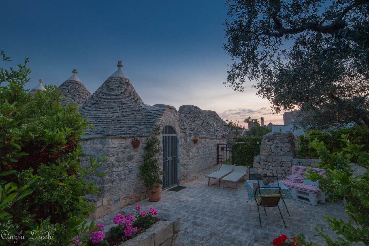 Гостевой дом Trulli Barsento Альберобелло Экстерьер фото